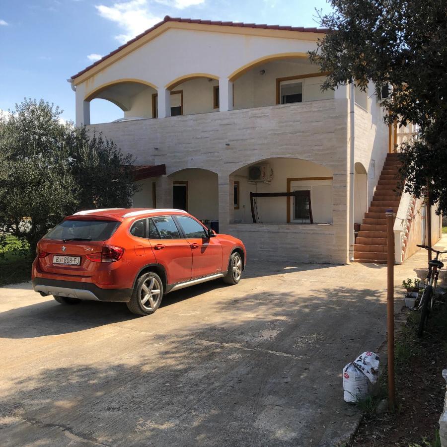 Apartments Marija Vir Εξωτερικό φωτογραφία