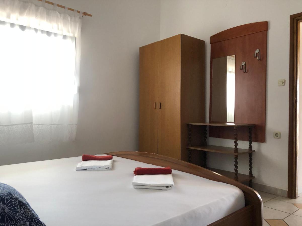 Apartments Marija Vir Εξωτερικό φωτογραφία